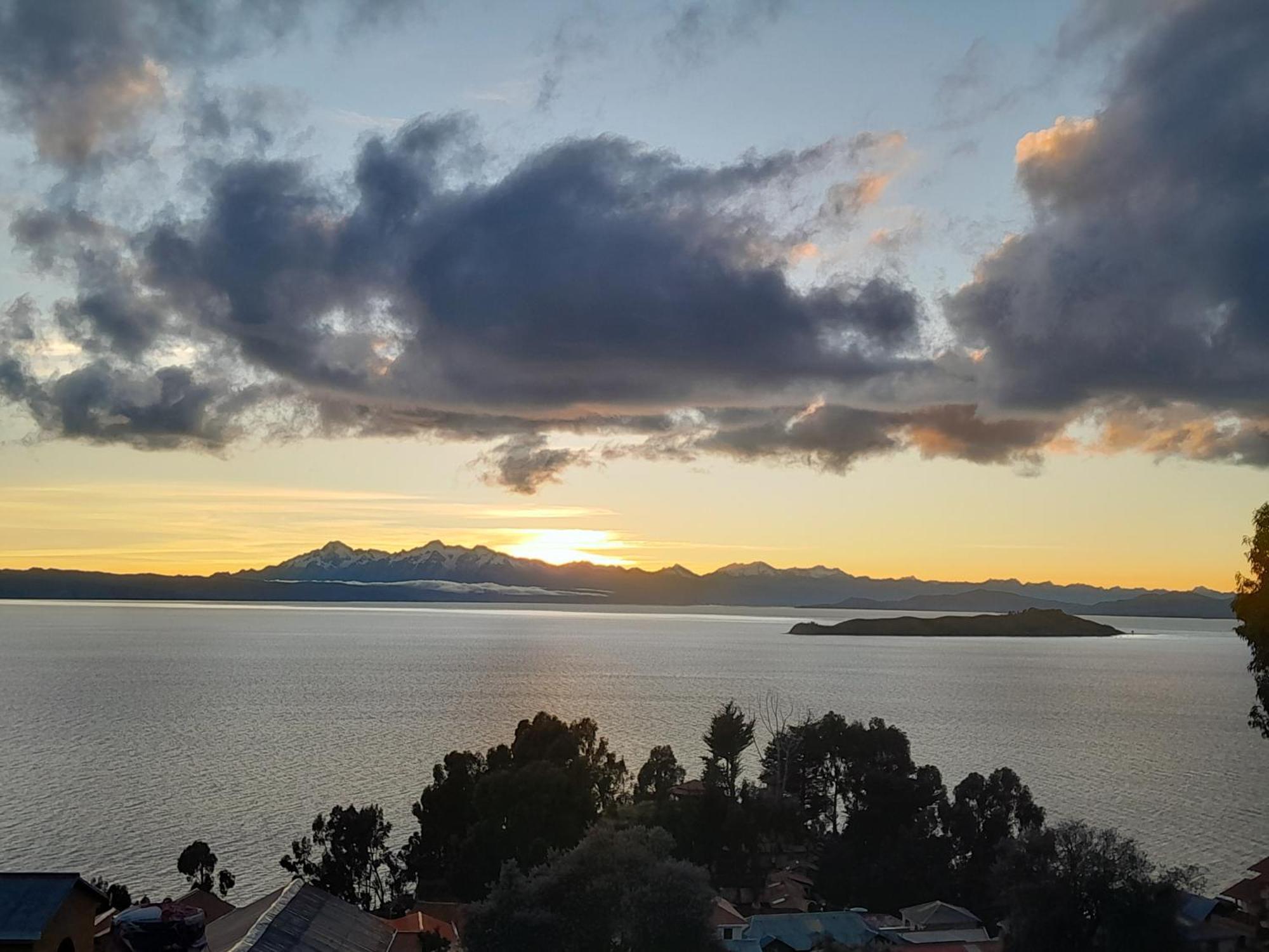 Sol Y Luna - Isla Del Sol Comunidad Yumani Exteriör bild
