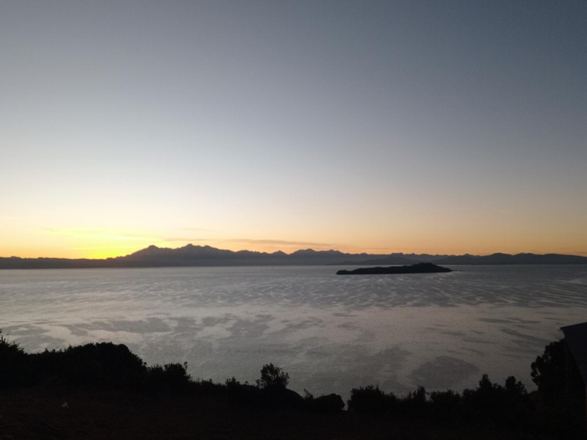 Sol Y Luna - Isla Del Sol Comunidad Yumani Exteriör bild